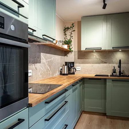 Mountain View Apartment, Free Parking, Hiking Nearby 아파트 *